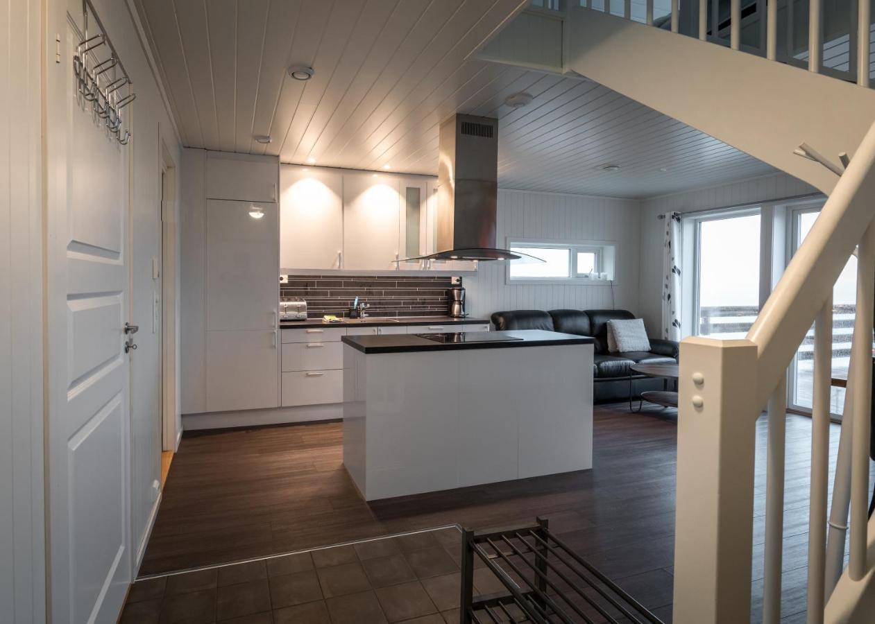 Lofoten Rorbu Lodge Offersoya Bagian luar foto