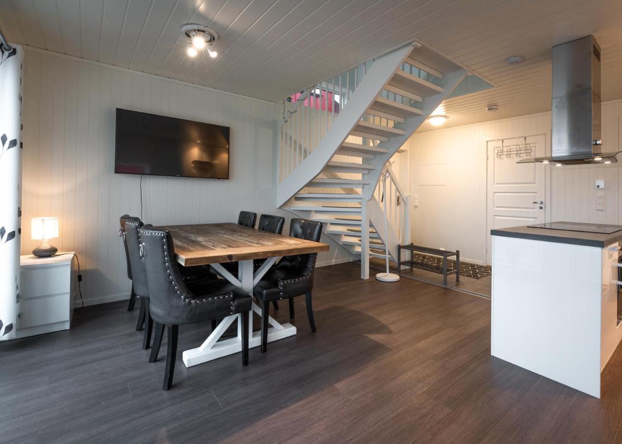 Lofoten Rorbu Lodge Offersoya Bagian luar foto