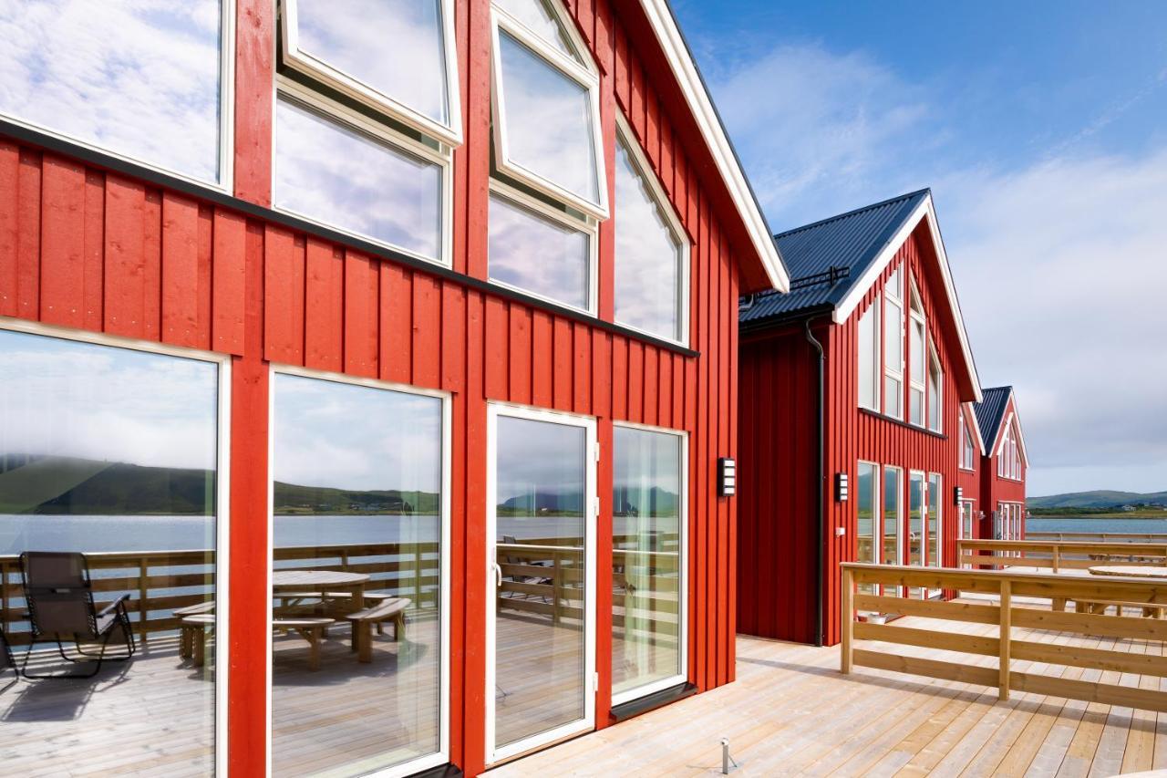 Lofoten Rorbu Lodge Offersoya Bagian luar foto