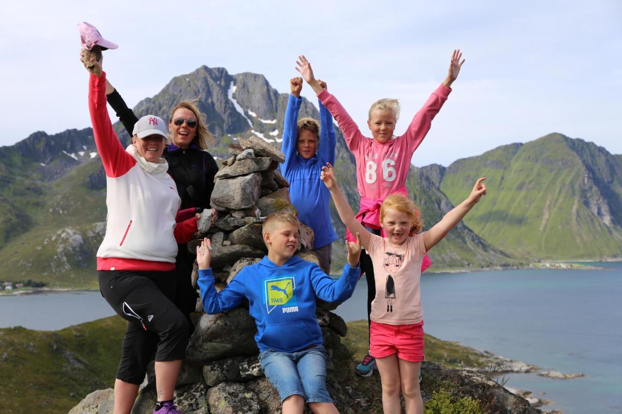Lofoten Rorbu Lodge Offersoya Bagian luar foto