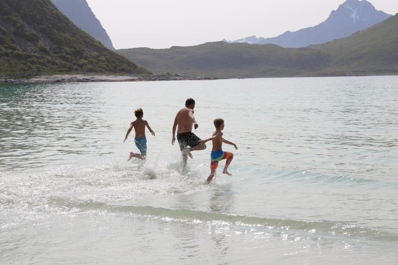 Lofoten Rorbu Lodge Offersoya Bagian luar foto