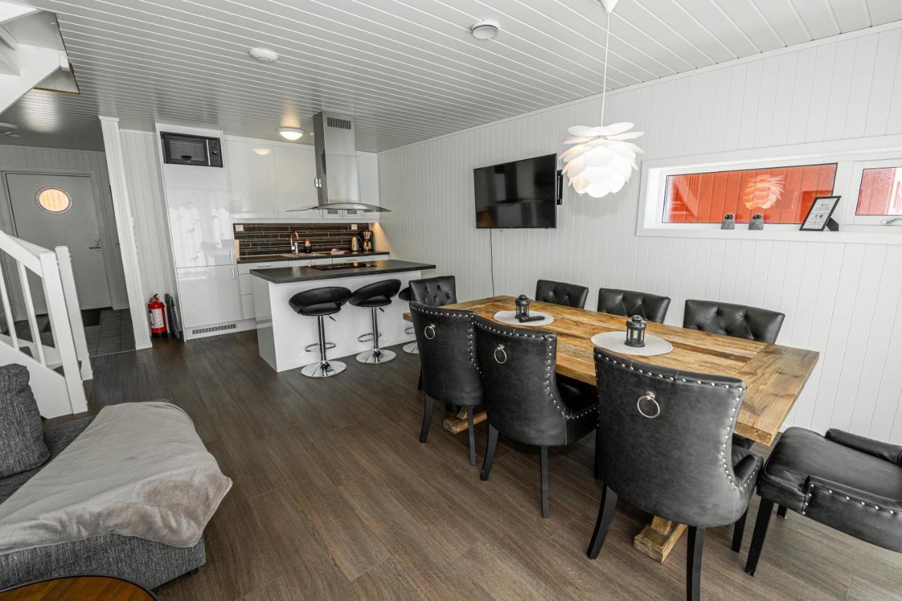 Lofoten Rorbu Lodge Offersoya Bagian luar foto