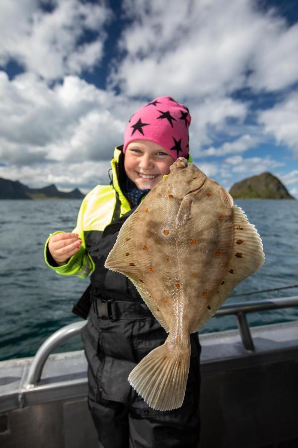 Lofoten Rorbu Lodge Offersoya Bagian luar foto