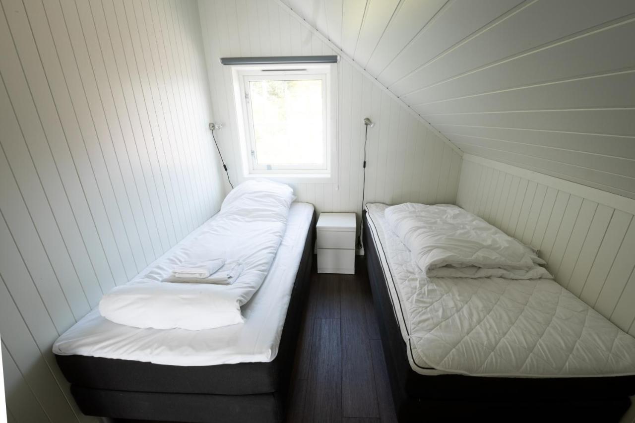 Lofoten Rorbu Lodge Offersoya Bagian luar foto