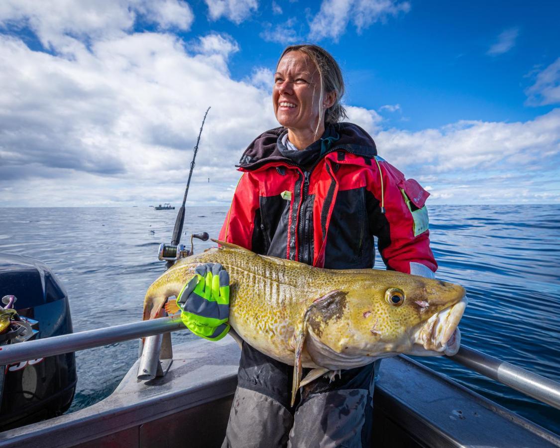 Lofoten Rorbu Lodge Offersoya Bagian luar foto